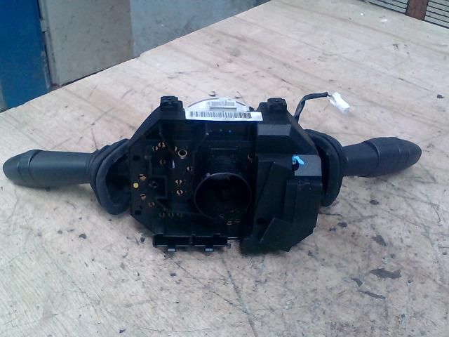 bontott FIAT STILO Komplett Kormánykapcsoló (Bajuszkapcsoló)