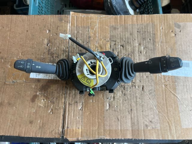 bontott FIAT STILO Komplett Kormánykapcsoló (Bajuszkapcsoló)