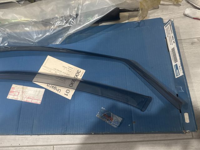 bontott FIAT STILO Légterelő