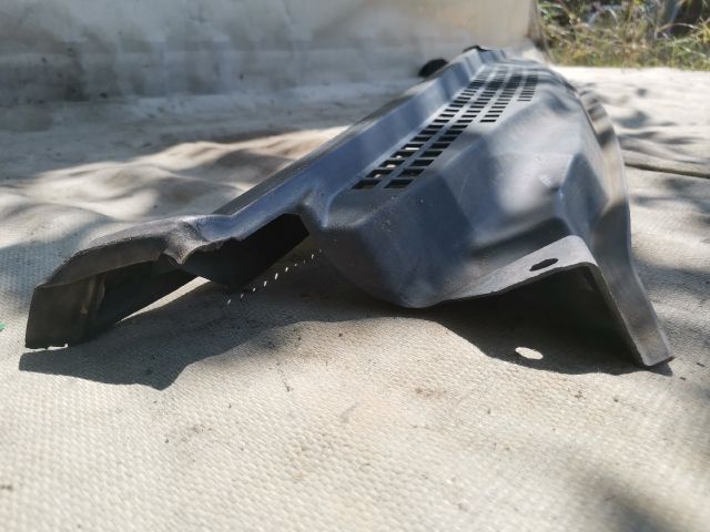 bontott FIAT STILO Levélrács