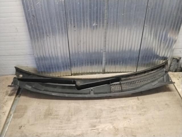 bontott FIAT STILO Levélrács