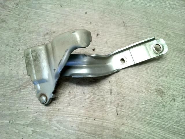 bontott FIAT STILO Motorháztető Bal Zsanér