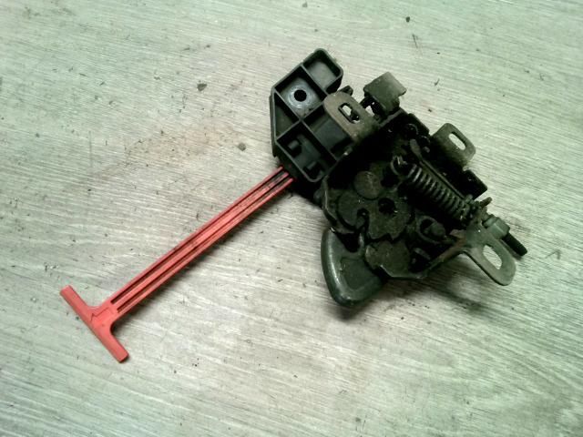 bontott FIAT STILO Motorháztető Zárszerkezet