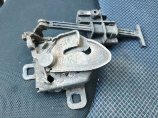 bontott FIAT STILO Motorháztető Zárszerkezet