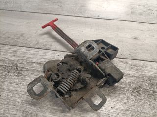 bontott FIAT STILO Motorháztető Zárszerkezet