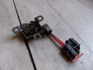 bontott FIAT STILO Motorháztető Zárszerkezet