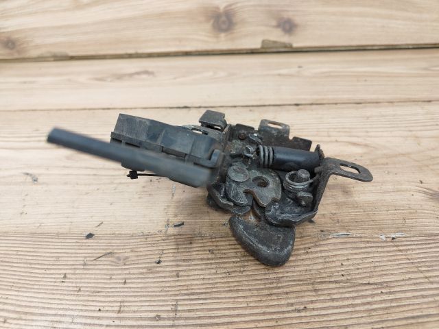 bontott FIAT STILO Motorháztető Zárszerkezet