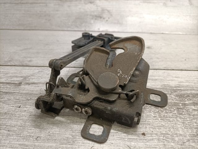 bontott FIAT STILO Motorháztető Zárszerkezet