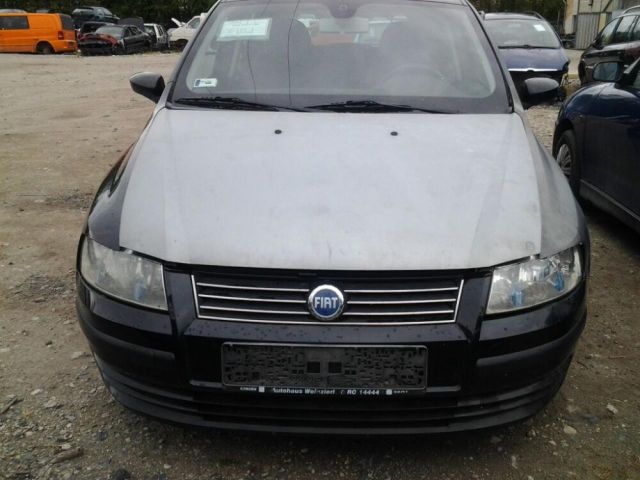 bontott FIAT STILO Motorháztető