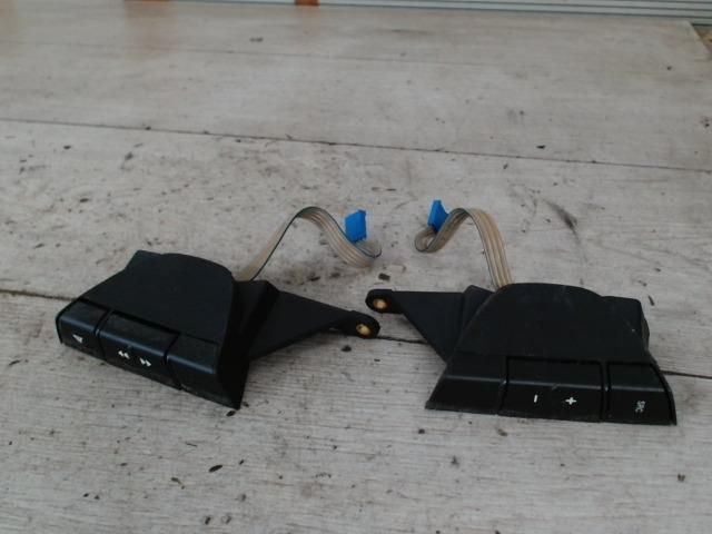 bontott FIAT STILO Multikormány Kapcsoló Pár