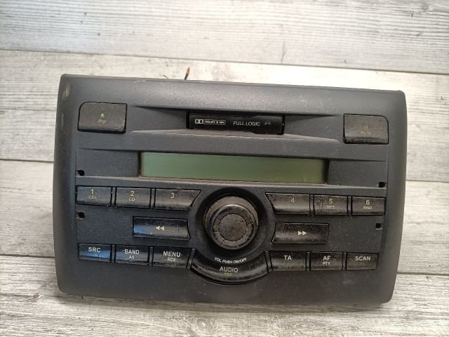 bontott FIAT STILO Rádió / CD