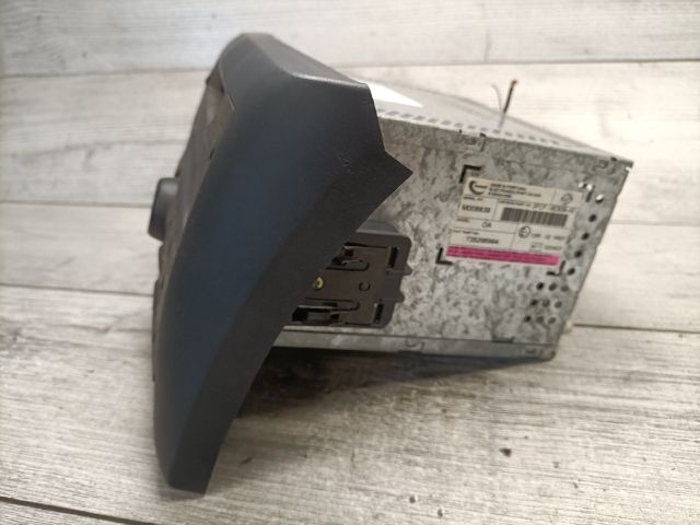 bontott FIAT STILO Rádió / CD