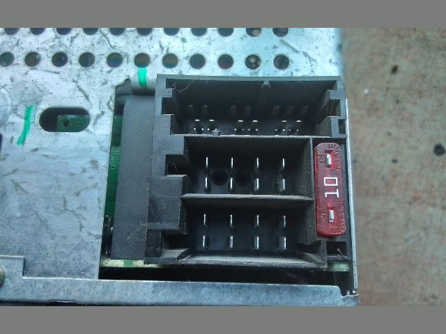 bontott FIAT STILO Rádió / CD