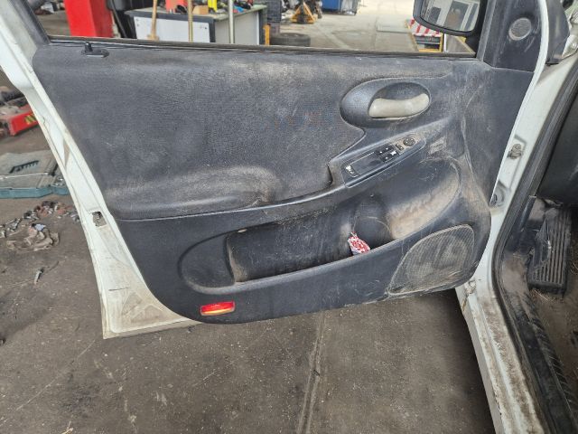 bontott FIAT STILO Rádió / CD