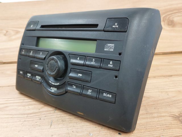 bontott FIAT STILO Rádió / CD