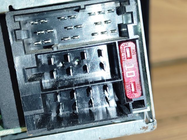 bontott FIAT STILO Rádió / CD