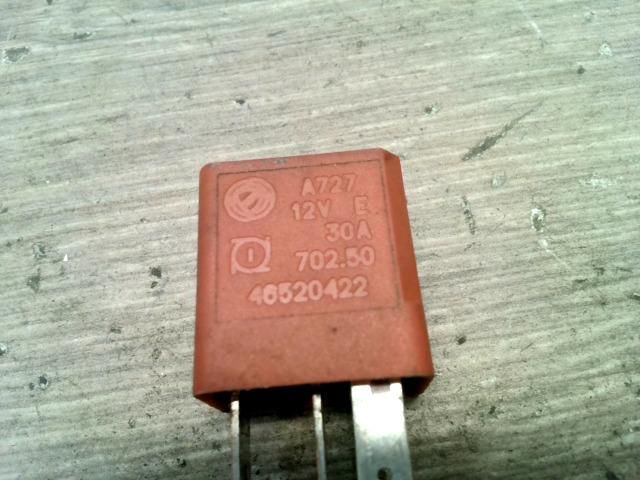 bontott FIAT STILO Relé