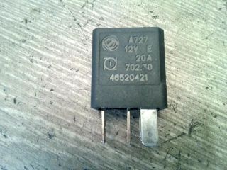 bontott FIAT STILO Relé