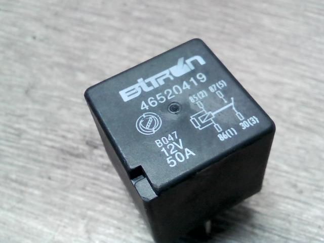 bontott FIAT STILO Relé