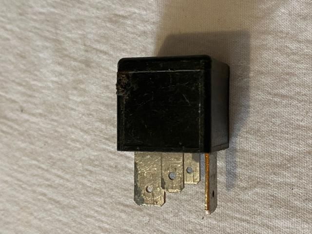 bontott FIAT STILO Relé