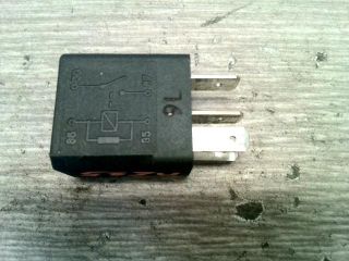 bontott FIAT STILO Relé