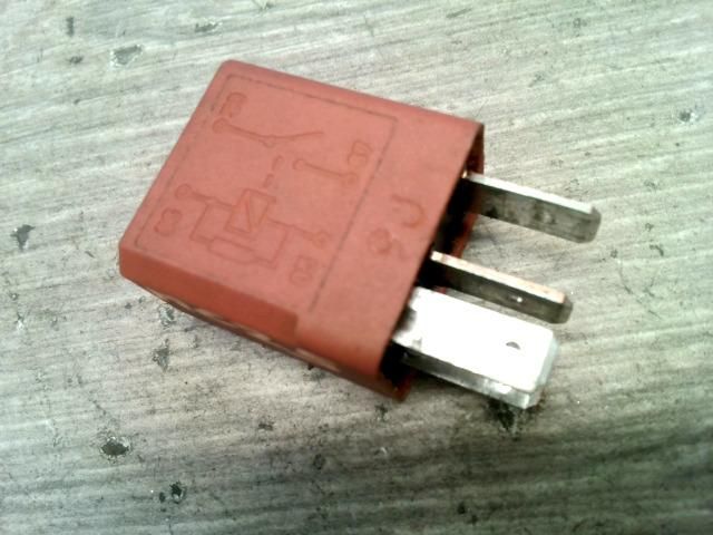 bontott FIAT STILO Relé