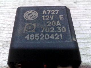 bontott FIAT STILO Relé