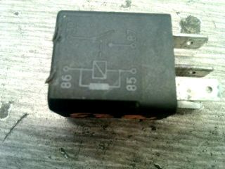 bontott FIAT STILO Relé