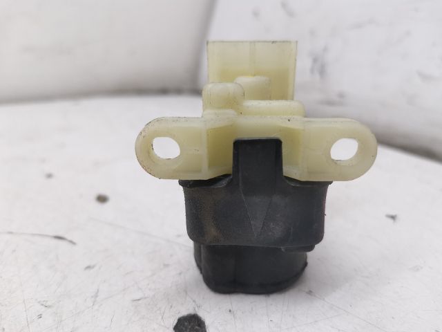 bontott FIAT STILO Üzemanyag Elzáró Szelep