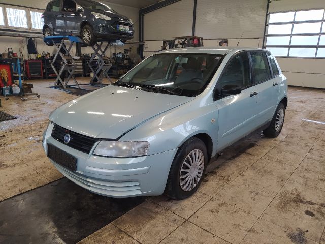 bontott FIAT STILO Vonószem