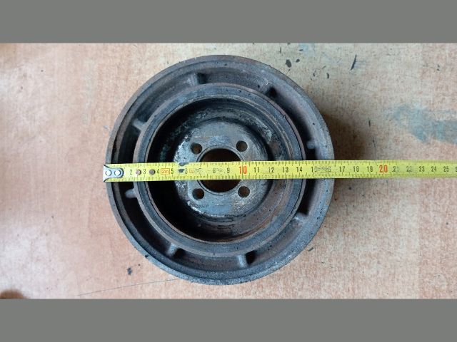 bontott FIAT STRADA Főtengely Szíjtárcsa