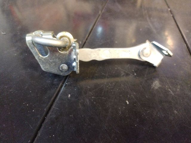 bontott FIAT STRADA Bal első Ajtóhatároló