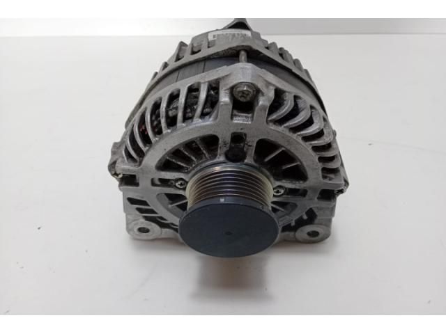 bontott FIAT TALENTO Generátor