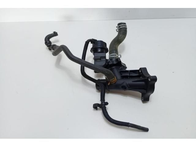 bontott FIAT TALENTO Hengerfej Vízkivezető