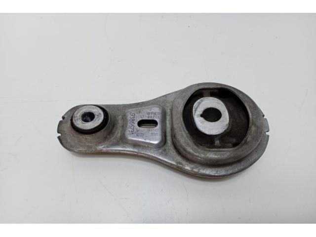 bontott FIAT TALENTO Motor Tartó Bak (Pozíciófüggetlen)