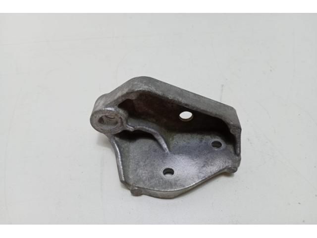 bontott FIAT TALENTO Motor Tartó Bak (Pozíciófüggetlen)