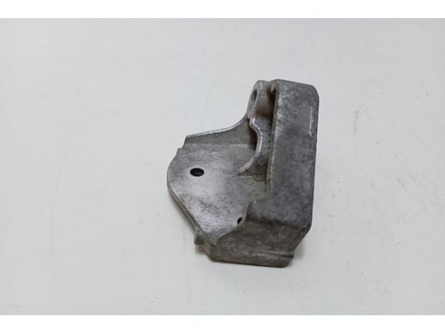 bontott FIAT TALENTO Motor Tartó Bak (Pozíciófüggetlen)