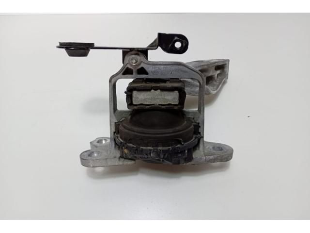 bontott FIAT TALENTO Motor Tartó Bak (Pozíciófüggetlen)