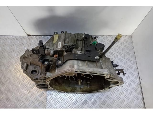 bontott FIAT TALENTO Váltó (Mechanikus)