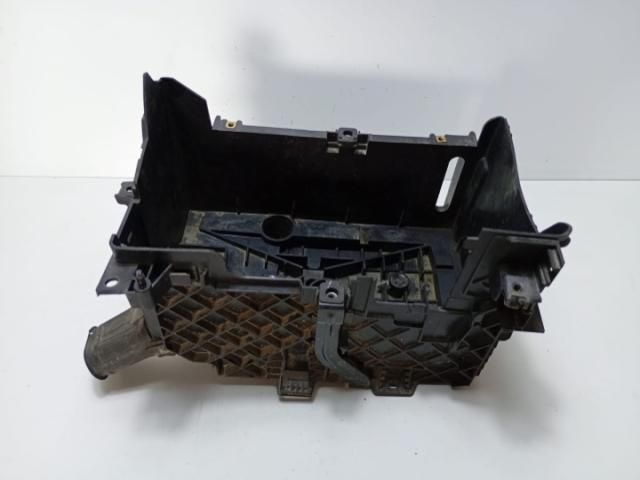 bontott FIAT TALENTO Akkumulátor Tartó