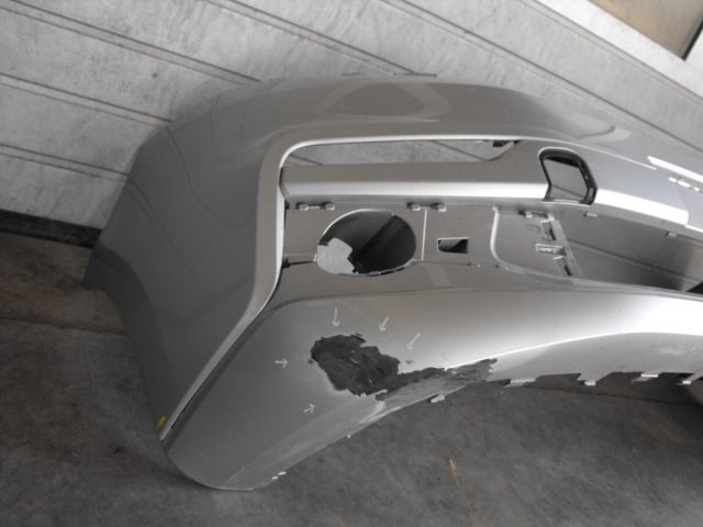 bontott FIAT TALENTO Első Lökhárító (Üresen)