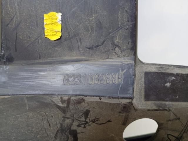 bontott FIAT TALENTO Hűtőrács