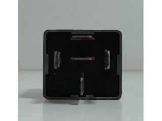 bontott FIAT TALENTO Relé