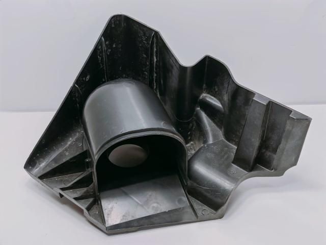 bontott FIAT TALENTO Szívás Zaj Csökkentő Doboz