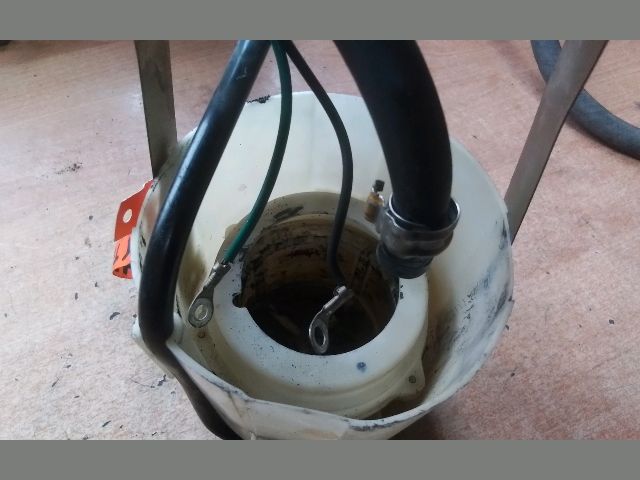 bontott FIAT TEMPRA Üzemanyag Szivattyú