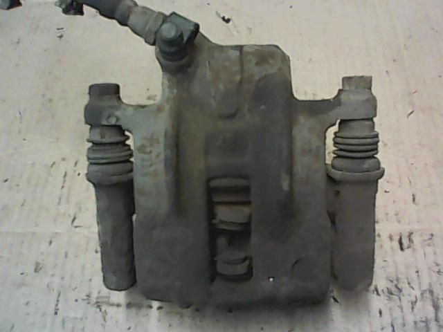 bontott FIAT TEMPRA Jobb első Féknyereg Munkahengerrel