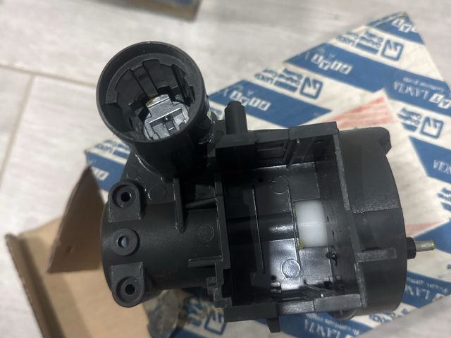 bontott FIAT TIPO Gyújtáskapcsoló