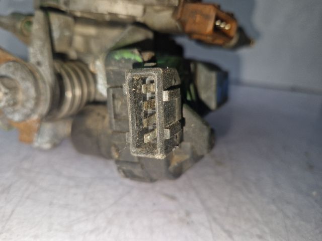 bontott FIAT TIPO Központi Injektor