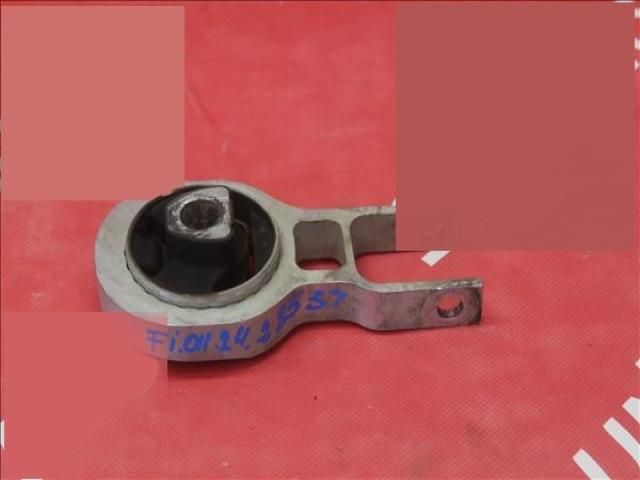 bontott FIAT TIPO Motor Tartó Bak (Fém)