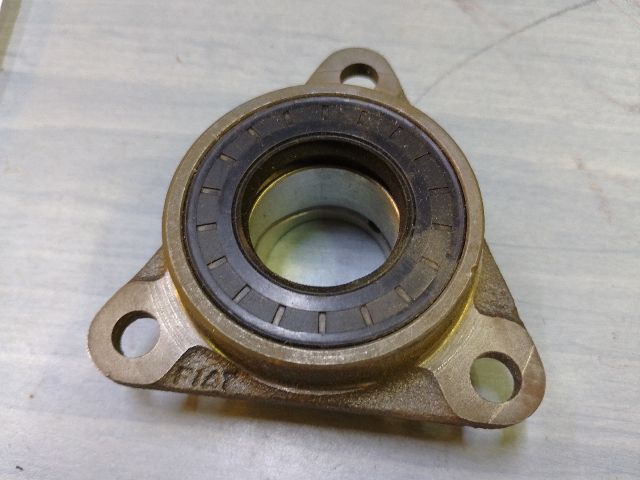 bontott FIAT TIPO Vezérműtengely Ház